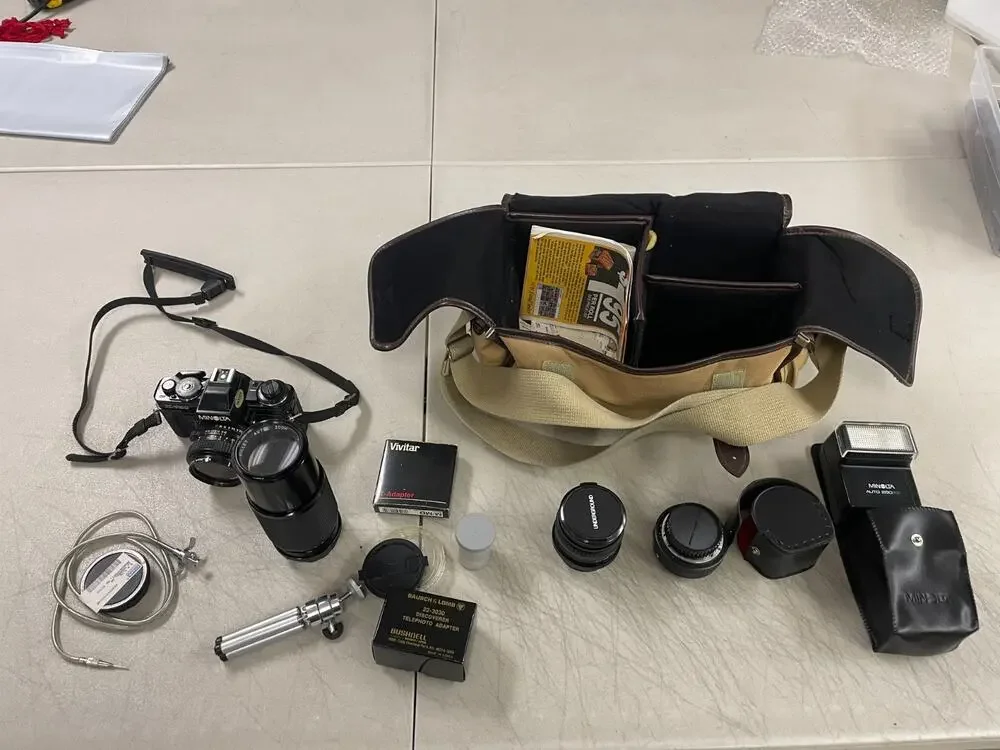 Vintage Minolta X-700 35mm SLR Camera Lot Lenses Flash Vivitar T-Adapter Bag Kit